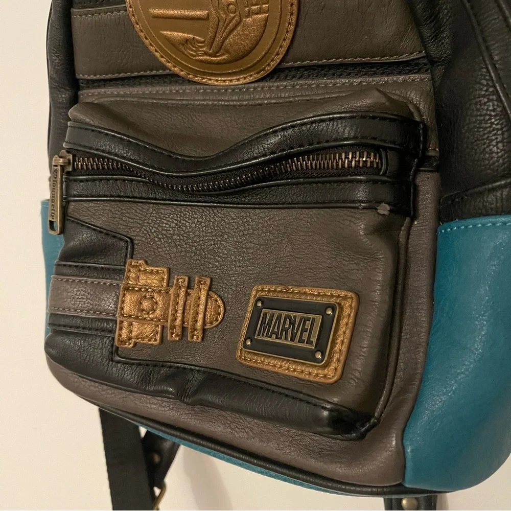 Loungefly Marvel Valkyrie Mini Backpack Thor Ragnarok - Picture 5 of 5